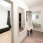Modernisiertes Altbau 3-zi